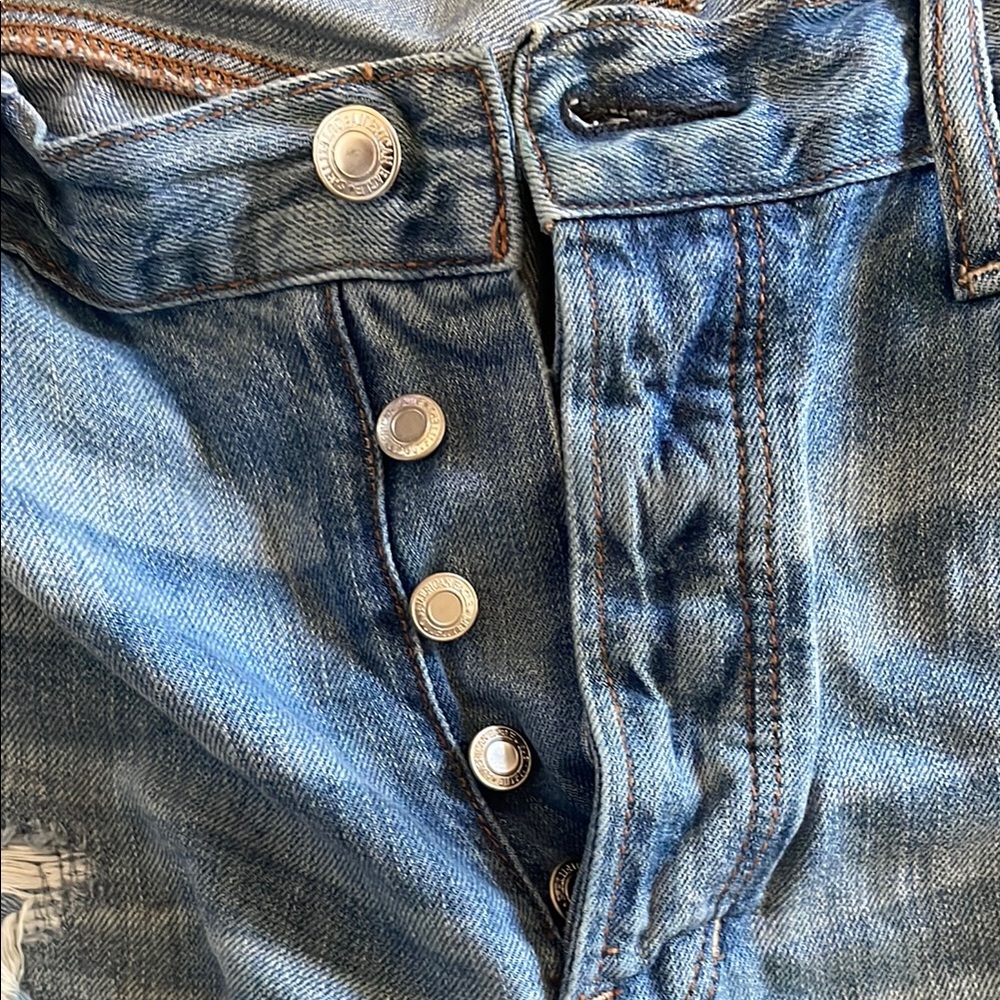 Distressed Blue Jeans - Picture 3 of 6